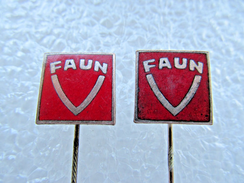 Alte anstecknadeln faun - 2,